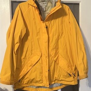 L.L. Bean Women's Yellow Snow Jacket Size L